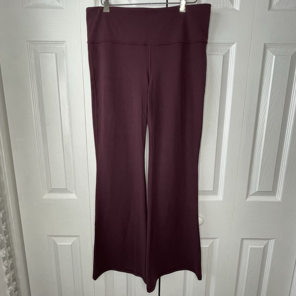 Athleta Leggings Womens XL Maroon Gym Hiking Yoga Elevation Flared Leggings